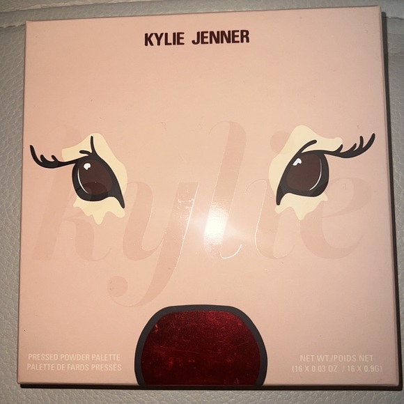 Kylie by Kylie Jenner
Kylie Cosmetics Holiday Collection Pressed Powder Palette - Picture 5 of 8